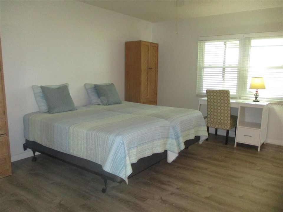 For Rent: $1,850 (2 beds, 2 baths, 1390 Square Feet)