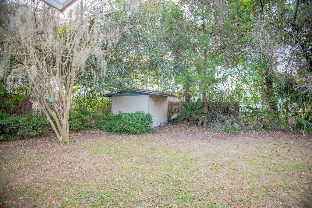 待售: $240,000 (5 贝兹, 2 浴室, 1865 平方英尺)