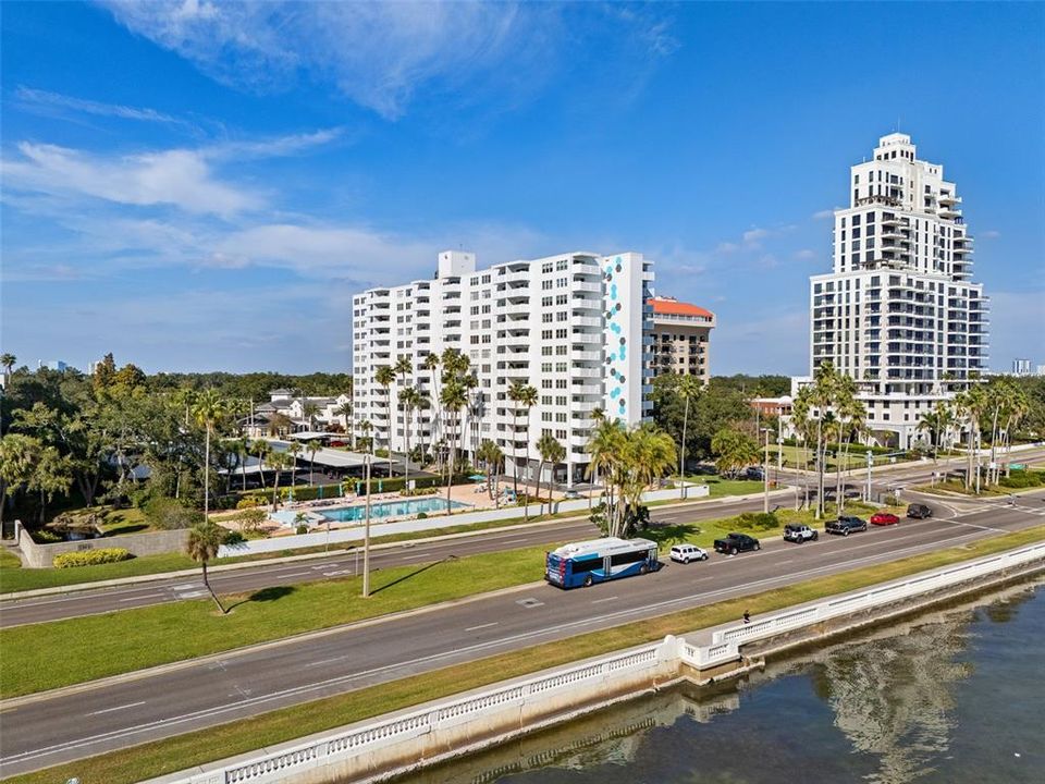 На продажу: $480,000 (2 спален, 2 ванн, 1104 Квадратных фут)