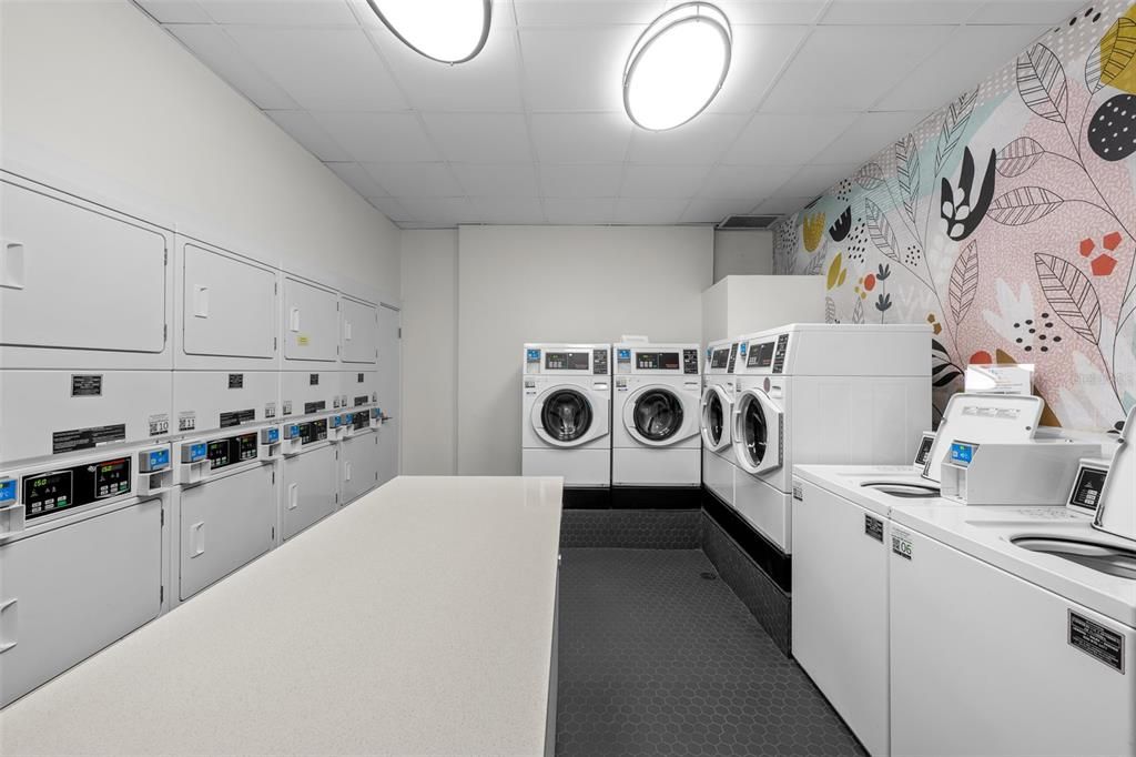 На продажу: $480,000 (2 спален, 2 ванн, 1104 Квадратных фут)