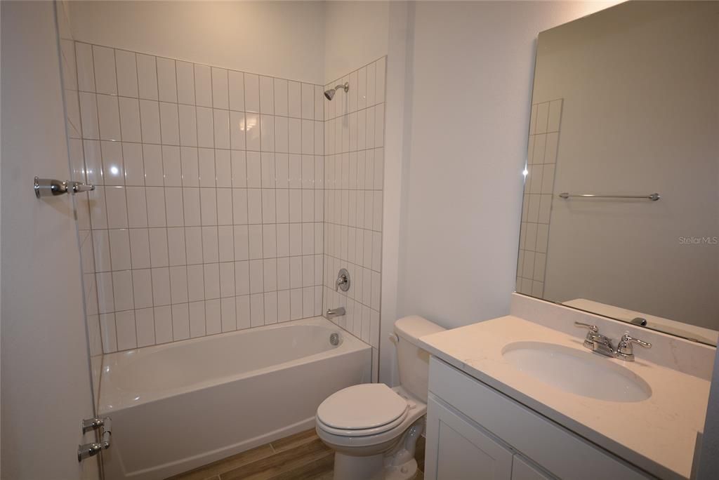 En Renta: $3,200 (4 camas, 3 baños, 2525 Pies cuadrados)