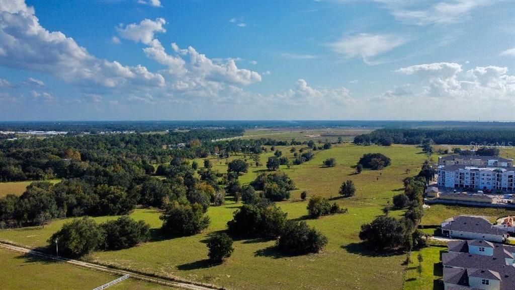 En Renta: $3,200 (4 camas, 3 baños, 2525 Pies cuadrados)