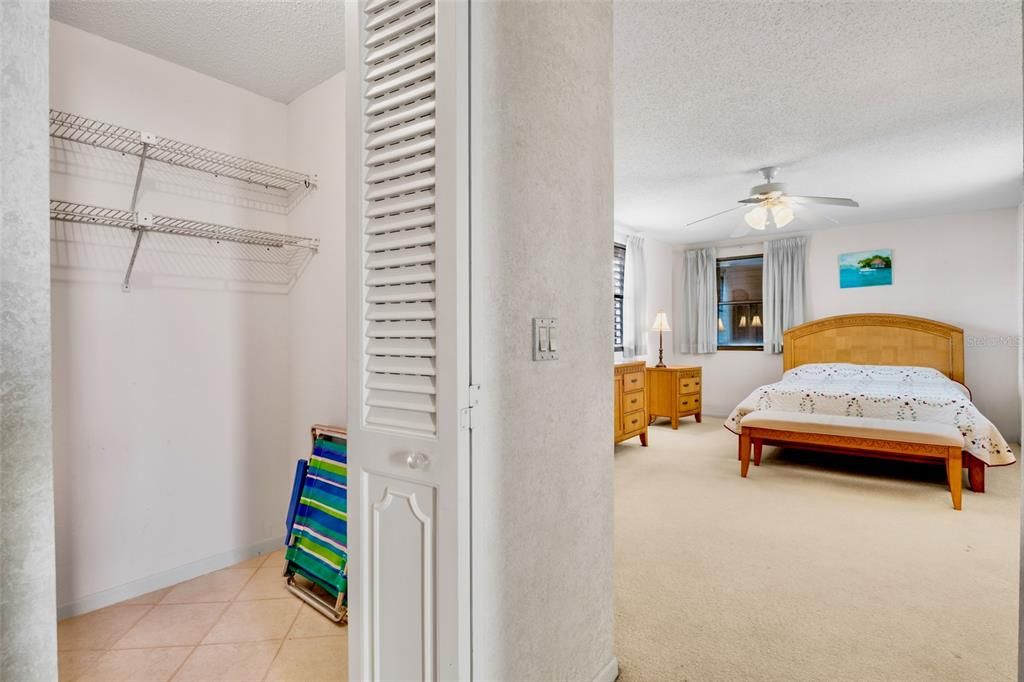 En Venta: $269,000 (2 camas, 2 baños, 1344 Pies cuadrados)