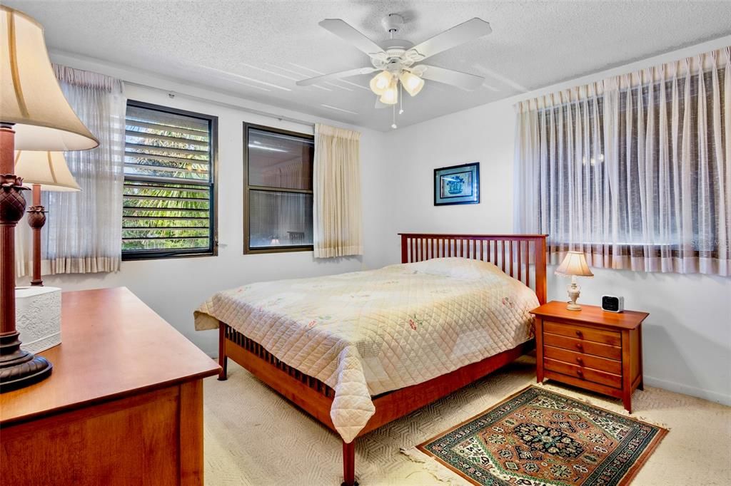 En Venta: $269,000 (2 camas, 2 baños, 1344 Pies cuadrados)