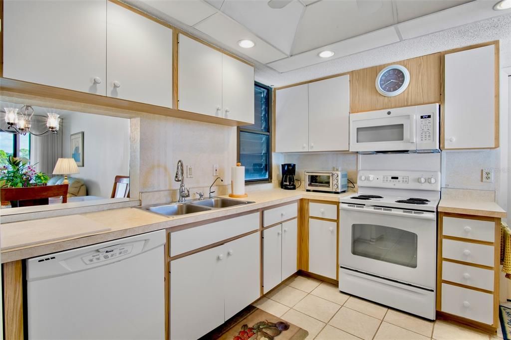 En Venta: $269,000 (2 camas, 2 baños, 1344 Pies cuadrados)