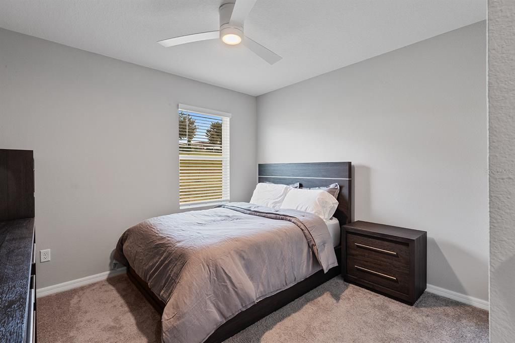 En Venta: $459,000 (5 camas, 3 baños, 2696 Pies cuadrados)