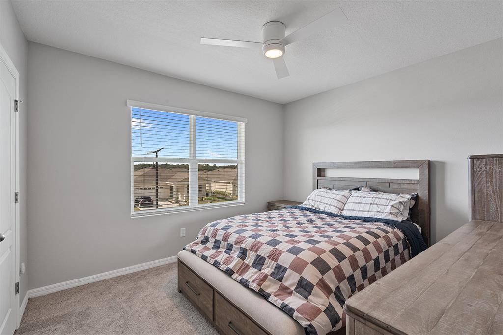 En Venta: $459,000 (5 camas, 3 baños, 2696 Pies cuadrados)