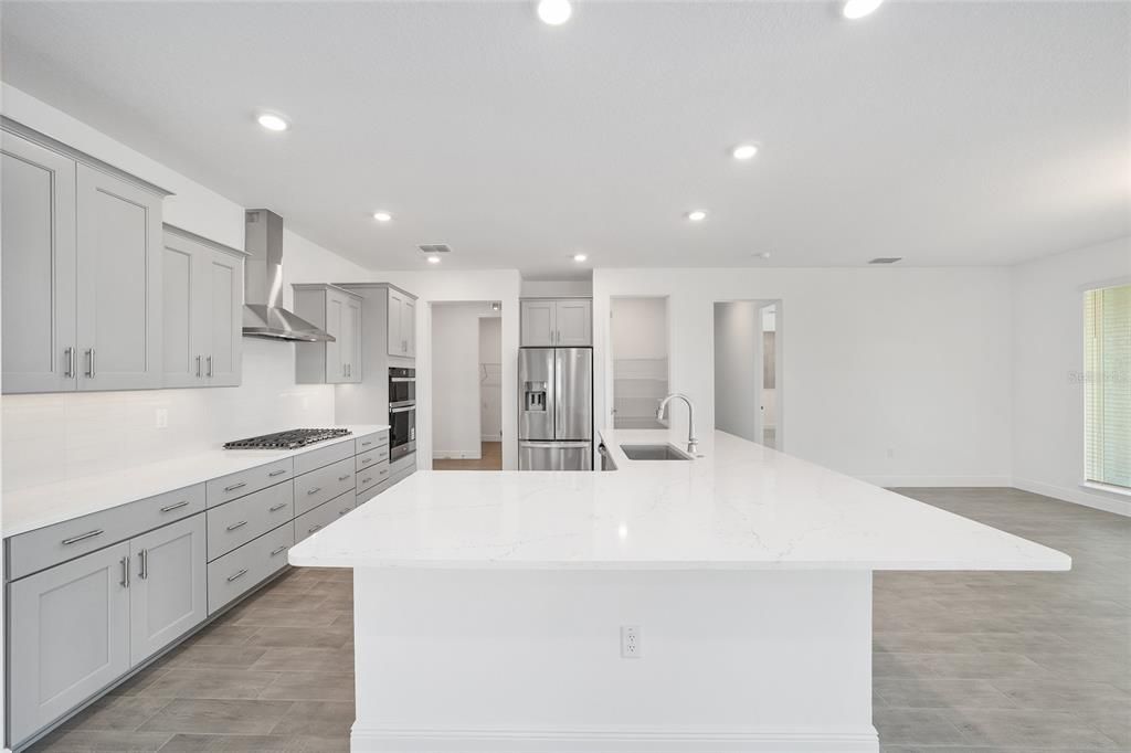 待售: $442,000 (2 贝兹, 2 浴室, 2493 平方英尺)