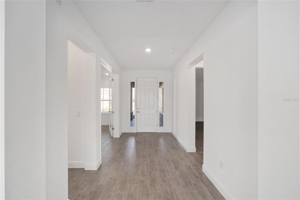 待售: $442,000 (2 贝兹, 2 浴室, 2493 平方英尺)