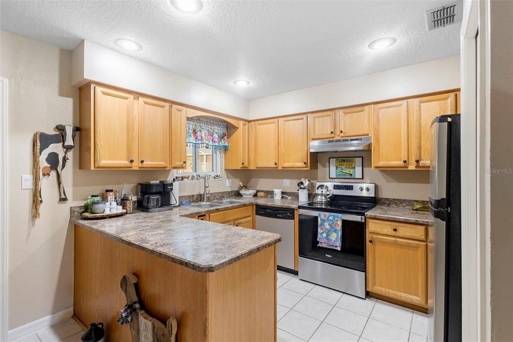 En Venta: $369,900 (3 camas, 2 baños, 1575 Pies cuadrados)