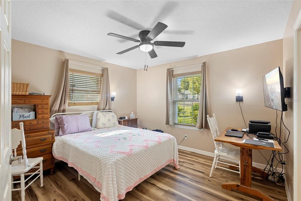 En Venta: $369,900 (3 camas, 2 baños, 1575 Pies cuadrados)