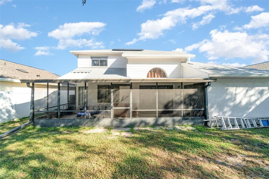 For Sale: $410,000 (4 beds, 2 baths, 1959 Square Feet)