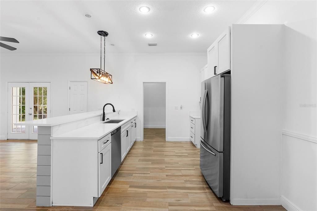 待售: $850,000 (5 贝兹, 3 浴室, 2982 平方英尺)