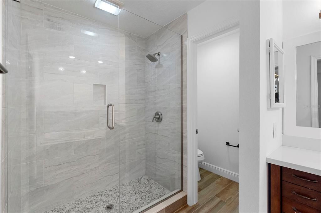 待售: $850,000 (5 贝兹, 3 浴室, 2982 平方英尺)