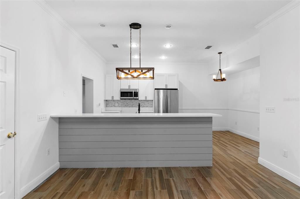 待售: $850,000 (5 贝兹, 3 浴室, 2982 平方英尺)