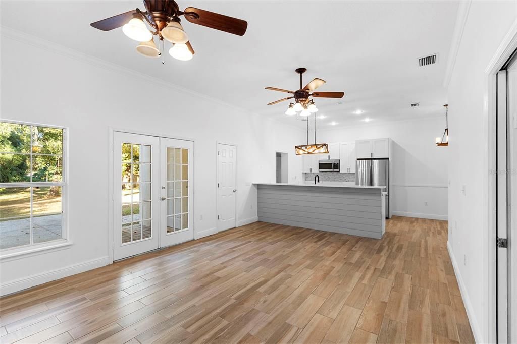 待售: $850,000 (5 贝兹, 3 浴室, 2982 平方英尺)