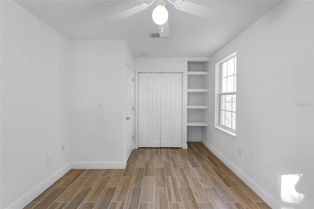 待售: $850,000 (5 贝兹, 3 浴室, 2982 平方英尺)