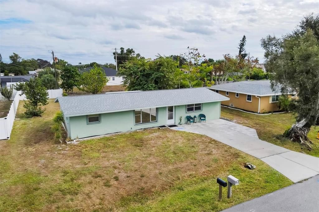 На продажу: $179,000 (3 спален, 1 ванн, 1144 Квадратных фут)