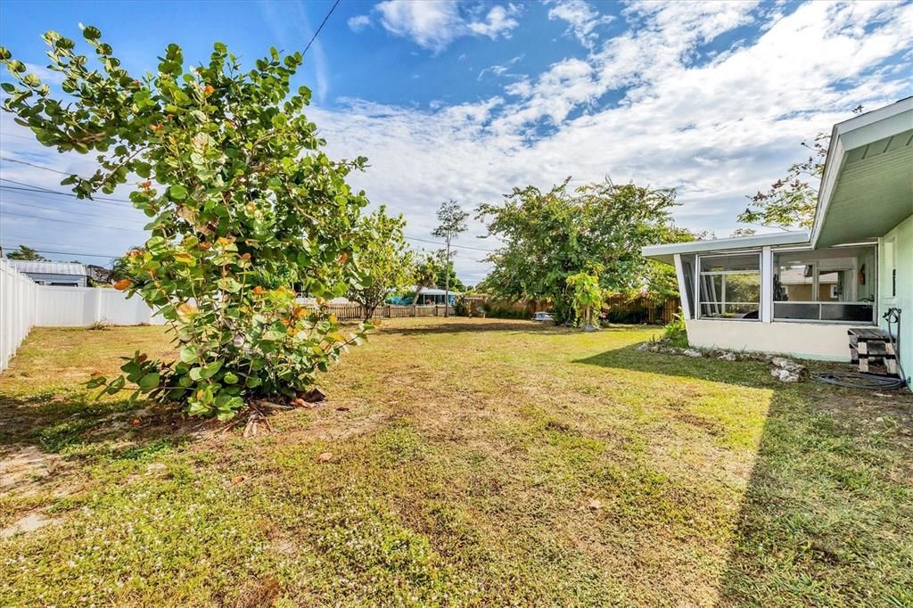 На продажу: $179,000 (3 спален, 1 ванн, 1144 Квадратных фут)