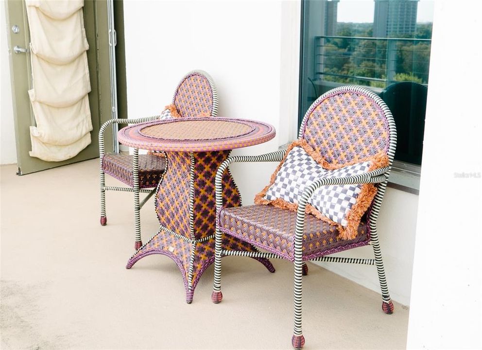 出租: $6,000 (2 贝兹, 2 浴室, 1726 平方英尺)