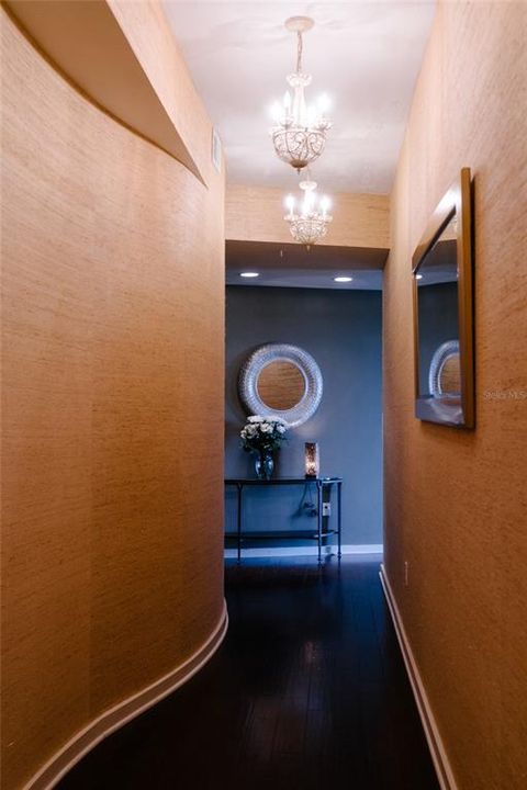 出租: $6,000 (2 贝兹, 2 浴室, 1726 平方英尺)