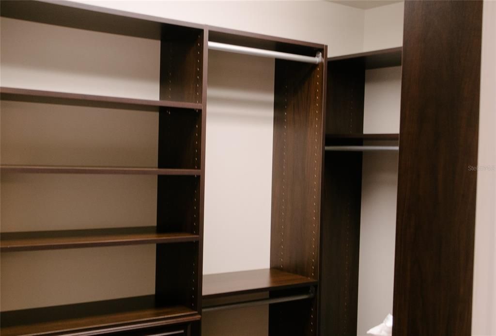 出租: $6,000 (2 贝兹, 2 浴室, 1726 平方英尺)