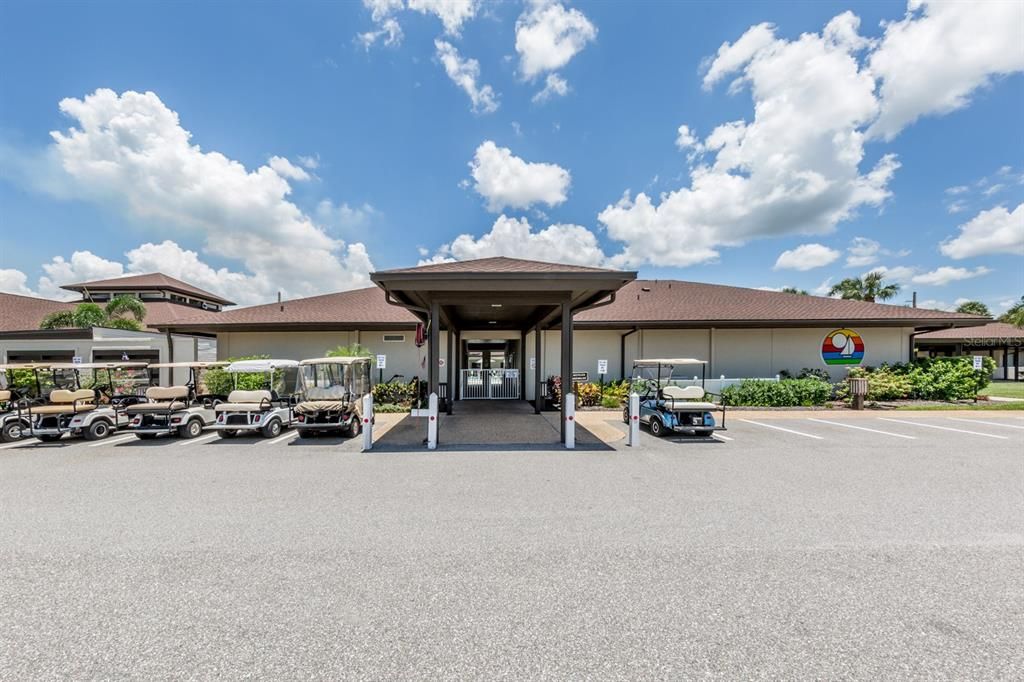 For Sale: $148,000 (2 beds, 2 baths, 962 Square Feet)