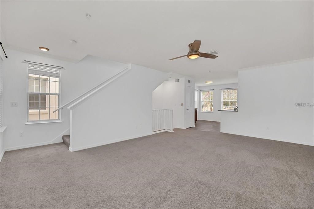 For Sale: $495,000 (3 beds, 2 baths, 1465 Square Feet)