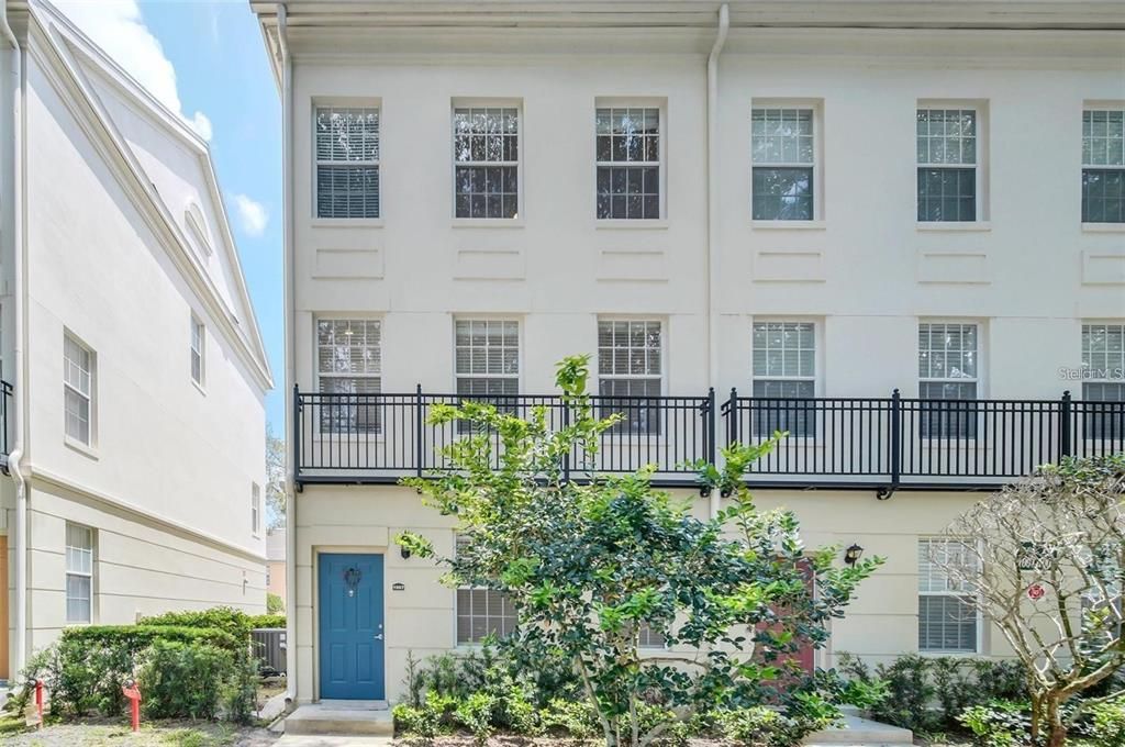 For Sale: $495,000 (3 beds, 2 baths, 1465 Square Feet)