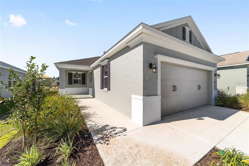 Под контрактом: $286,000 (2 спален, 2 ванн, 1467 Квадратных фут)