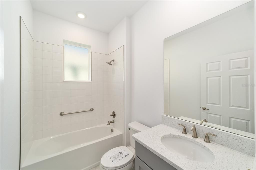 Под контрактом: $286,000 (2 спален, 2 ванн, 1467 Квадратных фут)