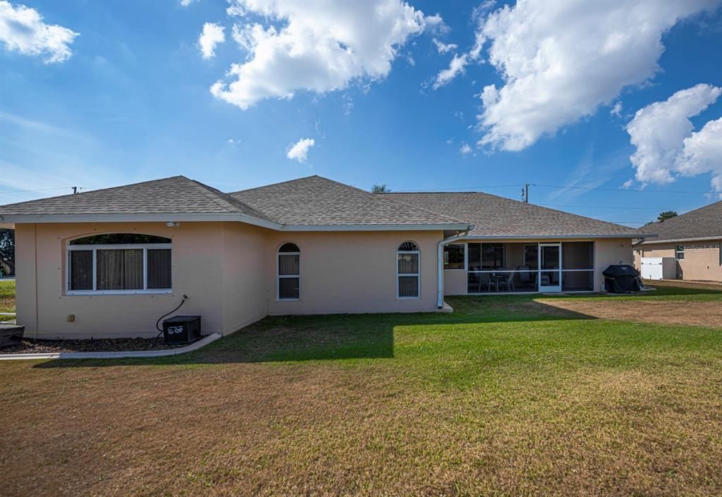 待售: $465,000 (3 贝兹, 2 浴室, 2242 平方英尺)