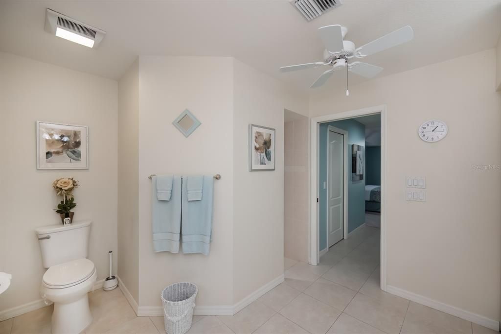 待售: $465,000 (3 贝兹, 2 浴室, 2242 平方英尺)