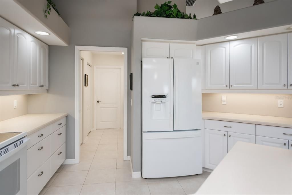 待售: $465,000 (3 贝兹, 2 浴室, 2242 平方英尺)