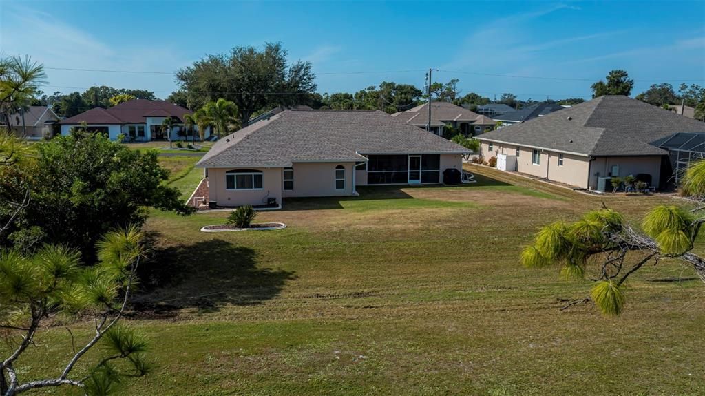 待售: $465,000 (3 贝兹, 2 浴室, 2242 平方英尺)