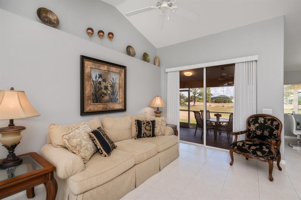 待售: $465,000 (3 贝兹, 2 浴室, 2242 平方英尺)