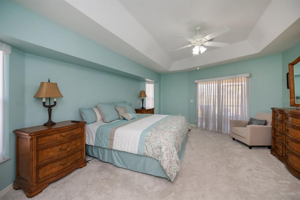 待售: $465,000 (3 贝兹, 2 浴室, 2242 平方英尺)