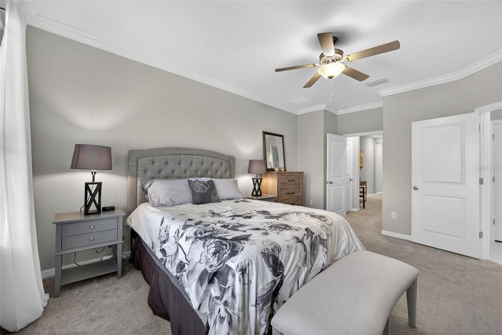 На продажу: $325,000 (3 спален, 2 ванн, 1807 Квадратных фут)