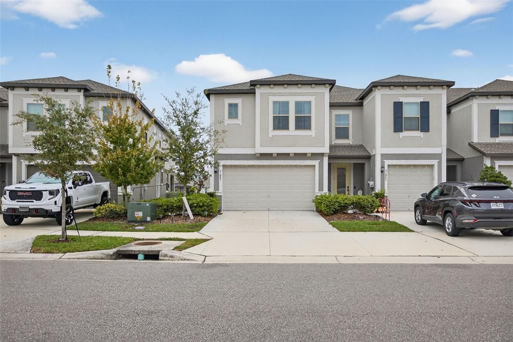 На продажу: $325,000 (3 спален, 2 ванн, 1807 Квадратных фут)