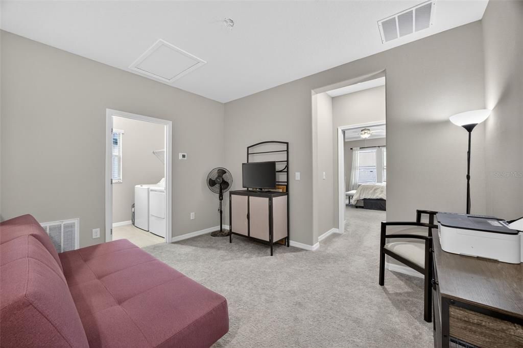 На продажу: $325,000 (3 спален, 2 ванн, 1807 Квадратных фут)