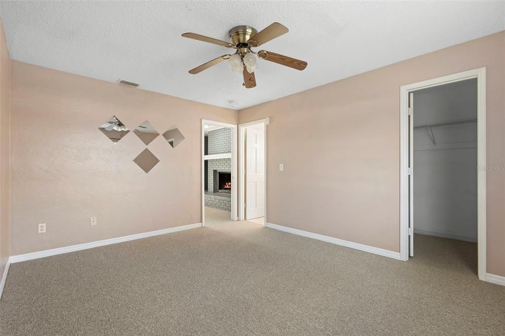 En Venta: $265,000 (2 camas, 2 baños, 1428 Pies cuadrados)