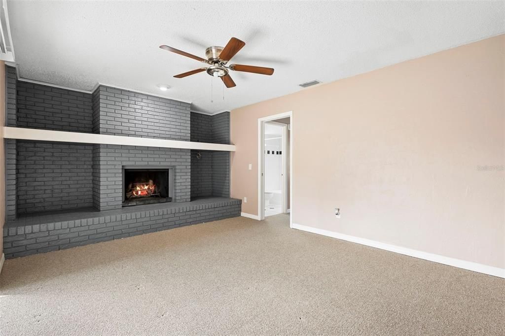 En Venta: $265,000 (2 camas, 2 baños, 1428 Pies cuadrados)