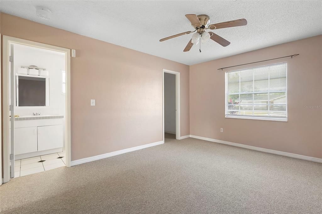 En Venta: $265,000 (2 camas, 2 baños, 1428 Pies cuadrados)