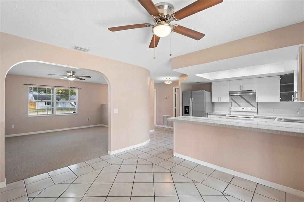 En Venta: $265,000 (2 camas, 2 baños, 1428 Pies cuadrados)