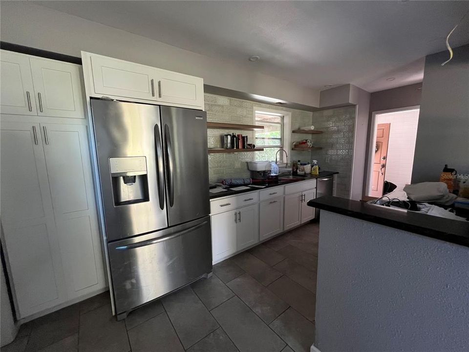 На продажу: $250,000 (3 спален, 2 ванн, 1465 Квадратных фут)