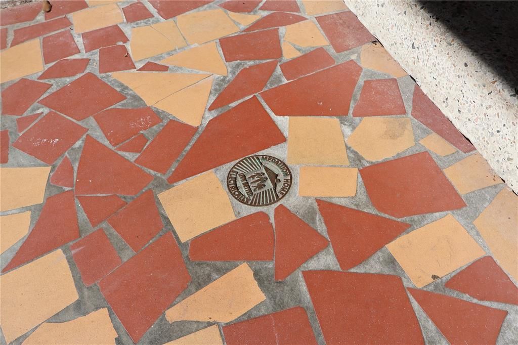 На продажу: $250,000 (3 спален, 2 ванн, 1465 Квадратных фут)