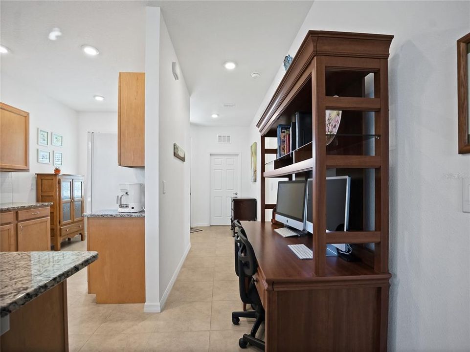 For Sale: $216,612 (2 beds, 2 baths, 1226 Square Feet)