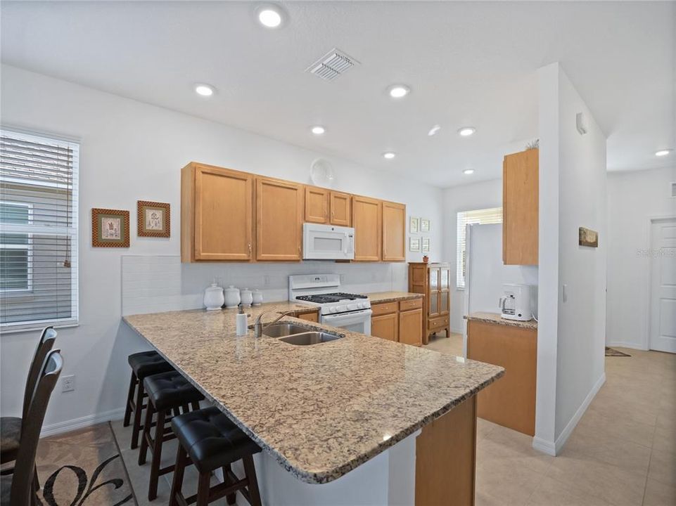 For Sale: $216,612 (2 beds, 2 baths, 1226 Square Feet)