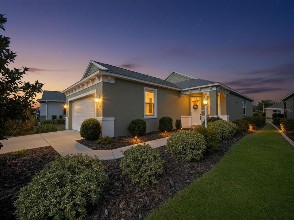 For Sale: $216,612 (2 beds, 2 baths, 1226 Square Feet)