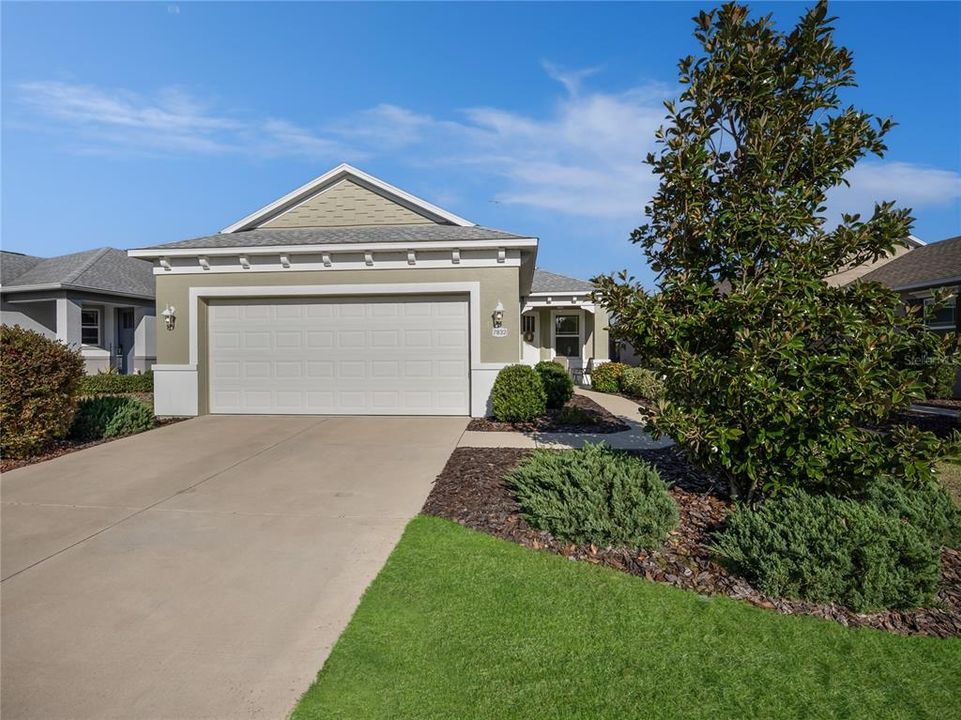 For Sale: $216,612 (2 beds, 2 baths, 1226 Square Feet)